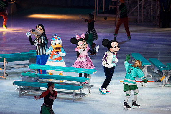 122017_HONDA_CENTER_0052