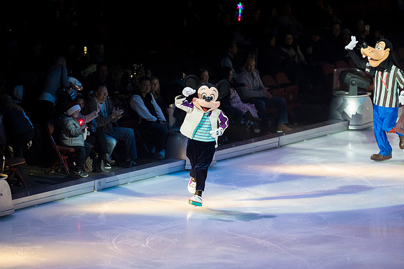 122017_HONDA_CENTER_0023