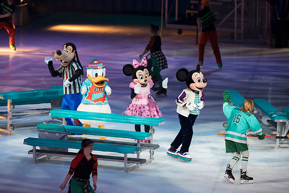 122017_HONDA_CENTER_0053