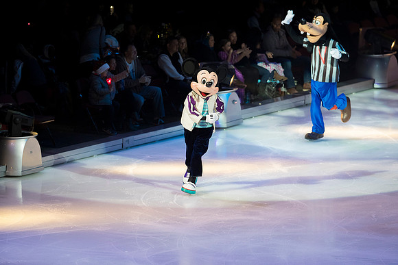 122017_HONDA_CENTER_0024