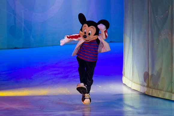 121918_HONDA_CENTER_0025