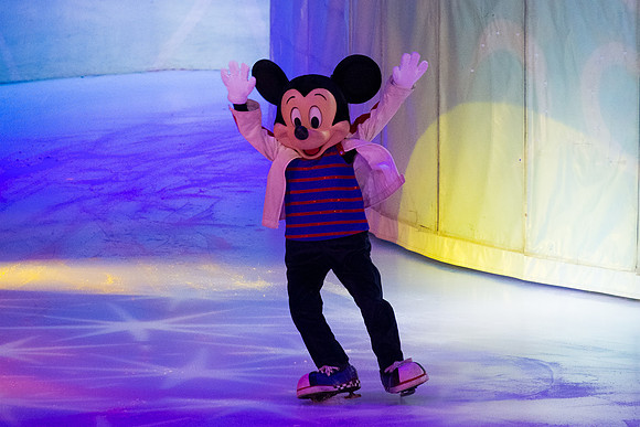 121918_HONDA_CENTER_0027