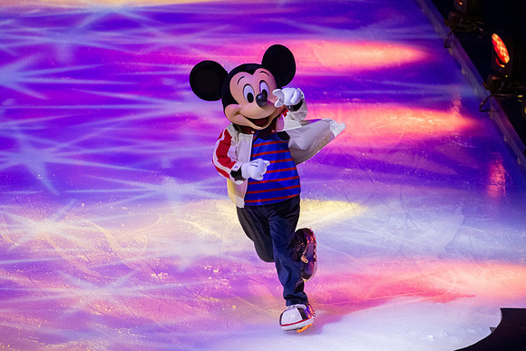 121918_HONDA_CENTER_0033