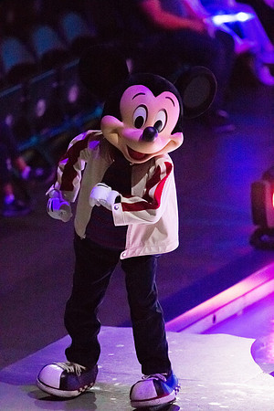 121918_HONDA_CENTER_0043