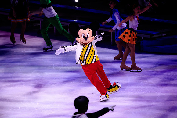 121919_HONDA_CENTER_0048
