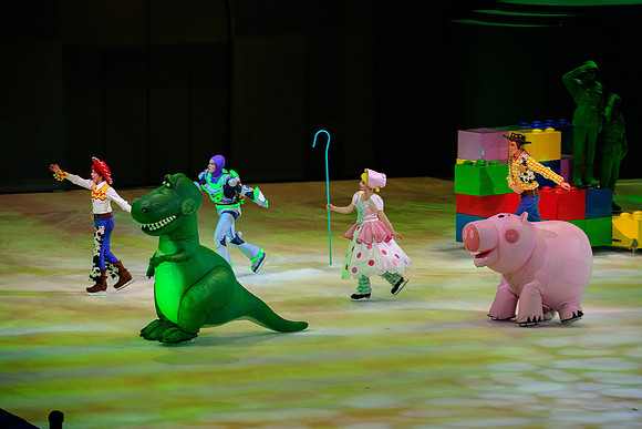 121919_HONDA_CENTER_0201