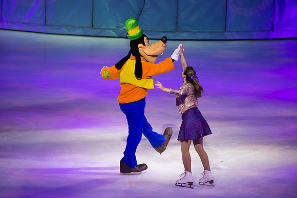 121918_HONDA_CENTER_0024