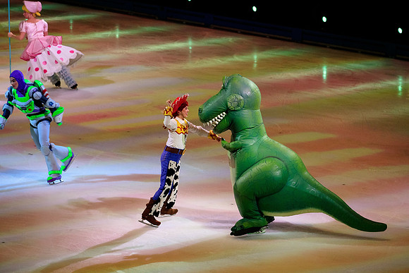 121919_HONDA_CENTER_0193