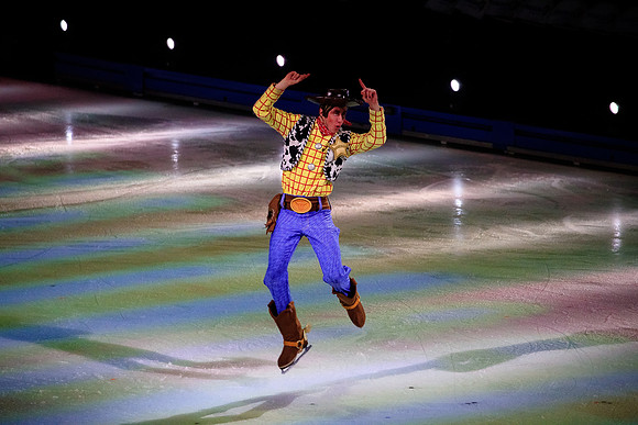 121919_HONDA_CENTER_0161