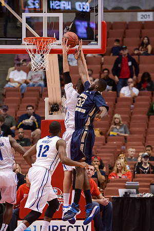 120113_HONDA_CENTER_0226