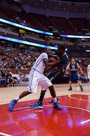 120113_HONDA_CENTER_0255