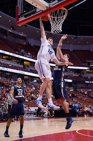 120113_HONDA_CENTER_0250