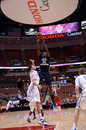 120113_HONDA_CENTER_0217
