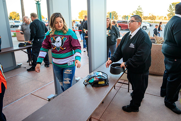 100319_ANAHEIM_DUCKS_0161