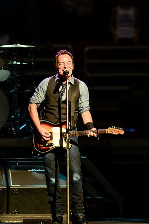 120412_HONDA_CENTER_0046