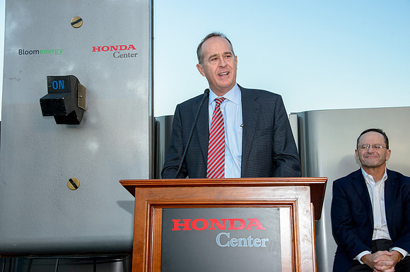 121113_HONDA_CENTER_0054