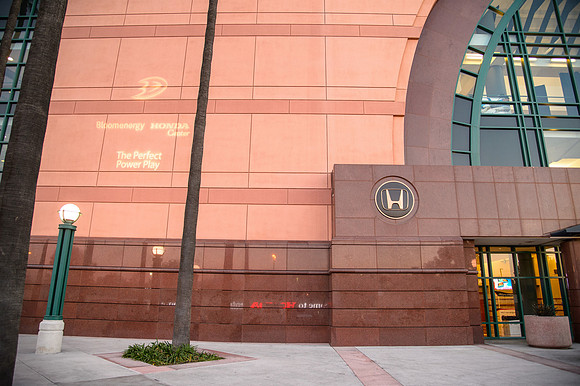 121113_HONDA_CENTER_0102