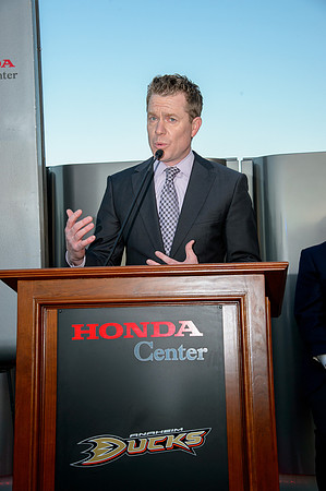 121113_HONDA_CENTER_0045