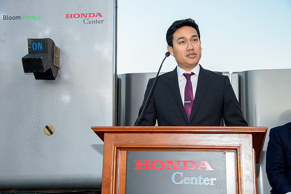 121113_HONDA_CENTER_0076