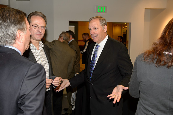 121113_HONDA_CENTER_0119