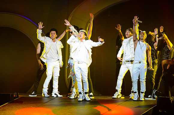 110212_HONDA_CENTER_0138