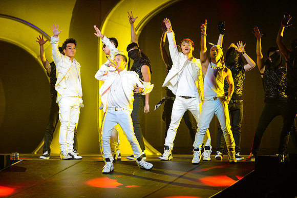 110212_HONDA_CENTER_0114
