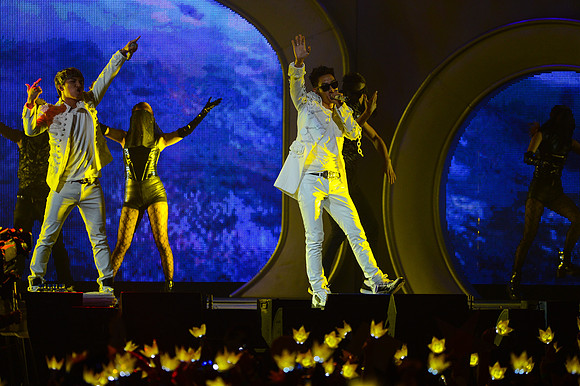 110212_HONDA_CENTER_0195
