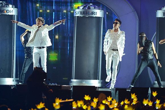 110212_HONDA_CENTER_0078
