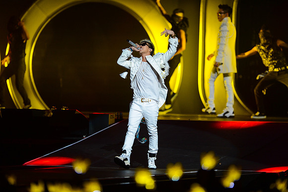110212_HONDA_CENTER_0088