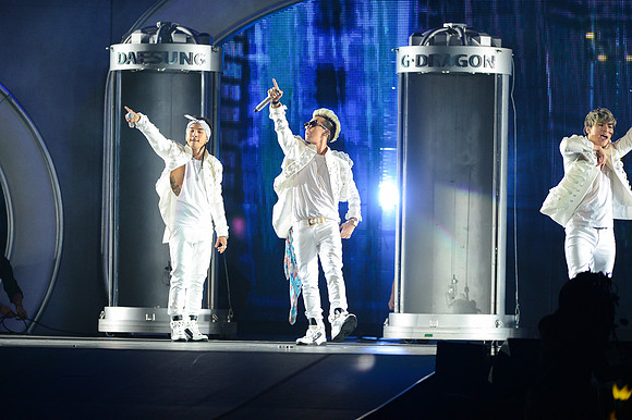 110212_HONDA_CENTER_0074