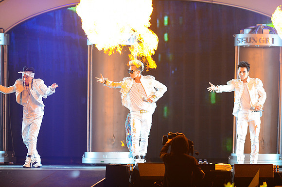 110212_HONDA_CENTER_0036