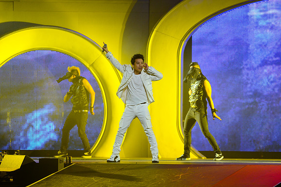 110212_HONDA_CENTER_0154