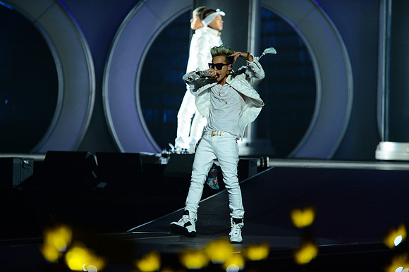 110212_HONDA_CENTER_0018