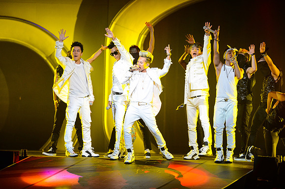 110212_HONDA_CENTER_0131