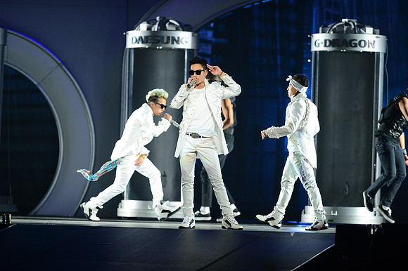 110212_HONDA_CENTER_0029