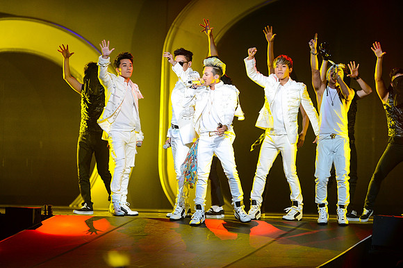 110212_HONDA_CENTER_0127