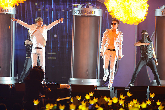 110212_HONDA_CENTER_0077
