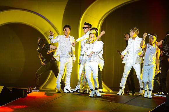 110212_HONDA_CENTER_0143