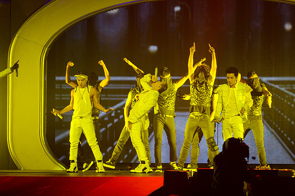 110212_HONDA_CENTER_0178