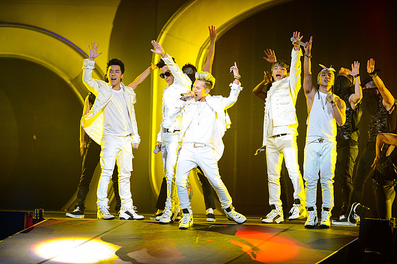 110212_HONDA_CENTER_0132