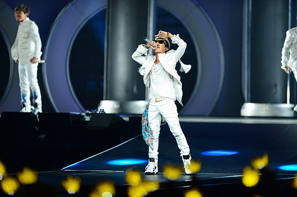 110212_HONDA_CENTER_0020
