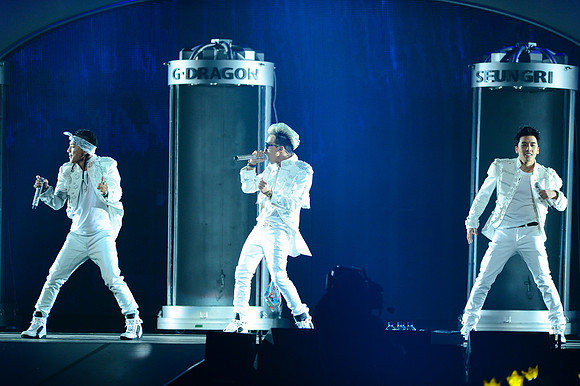 110212_HONDA_CENTER_0033