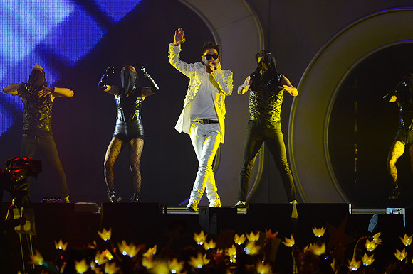 110212_HONDA_CENTER_0190