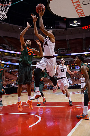 120113_HONDA_CENTER_0092