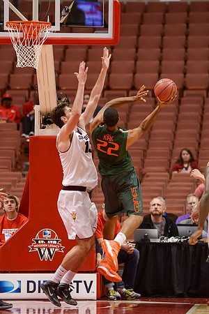 120113_HONDA_CENTER_0061