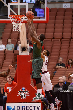 120113_HONDA_CENTER_0040