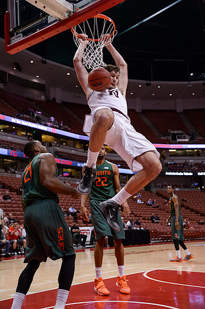 120113_HONDA_CENTER_0057