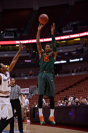 120113_HONDA_CENTER_0020