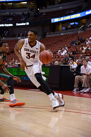 120113_HONDA_CENTER_0083