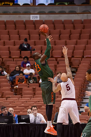 120113_HONDA_CENTER_0073